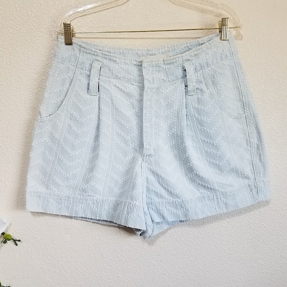 Happy Nature Textured Shorts - Picture 1 of 9